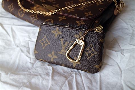 louis vuitton key pouch dupe dhgate|louis vuitton empreinte key pouch.